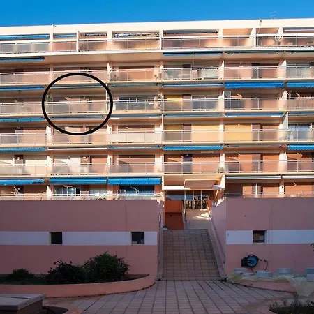 Avec Terrasse, Centre Ville, Climatisation, Parking - Fr-1-803-86 Lägenhet